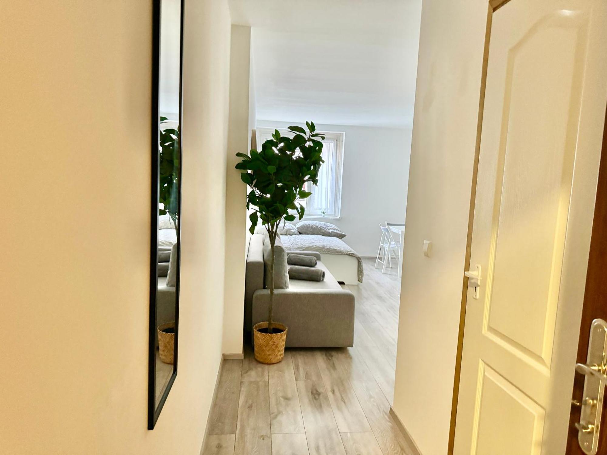 Stylish Schonbrunn Apartments - Free Underground Parking Vienna Esterno foto